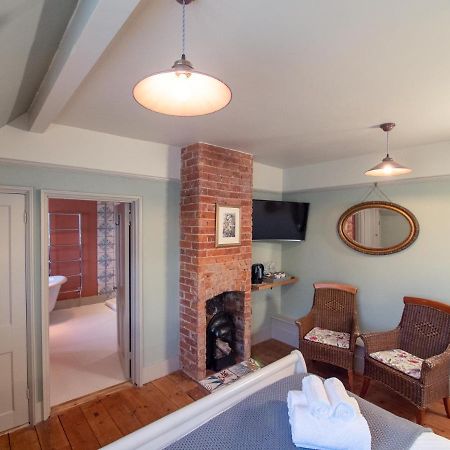 Red Cottage B&B Rye Bagian luar foto